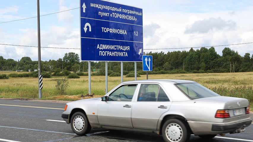 Фото - В Финляндии призвали запретить транзит россиян через страну